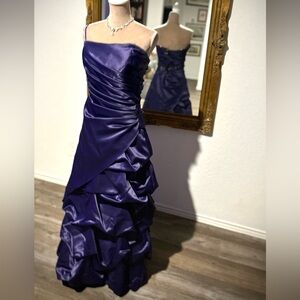 Purple strapless vintage Y2K ball gown prom dress goth pageant dress Sz 13/14